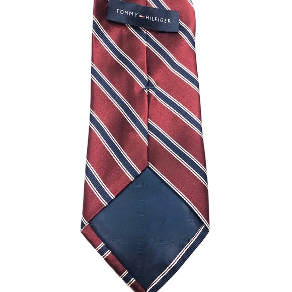 🎊CC Sale 🎊Tommy Hilfiger Tie - Like new - Picture 1 of 2